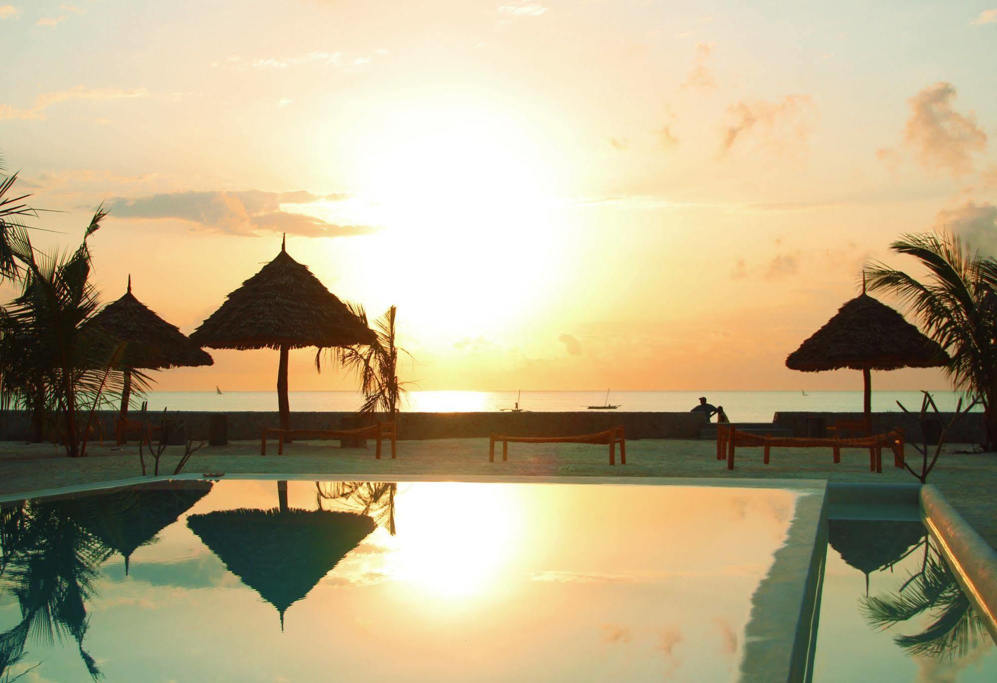 Nur Beach Hotel Jambiani  Exterior foto